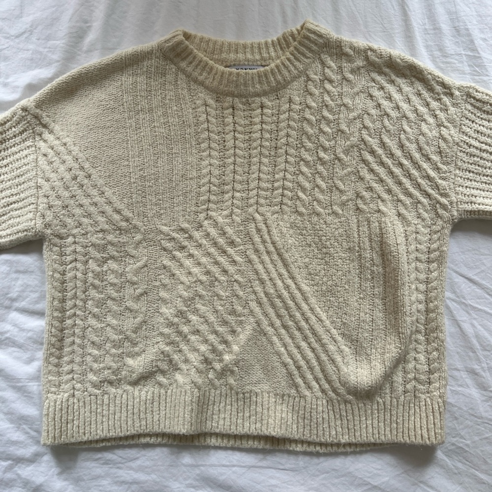 Cream textured sweater 🧸
